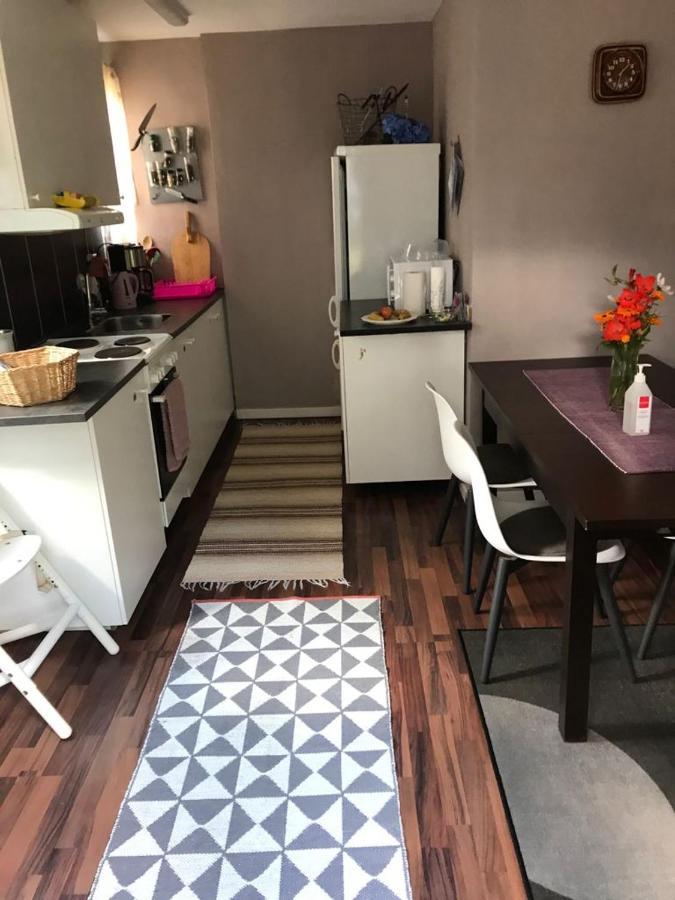 Vacker Hus I Naturen Fröseke Kültér fotó